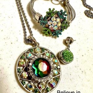 Elegant Silver and Green Jewelry Set